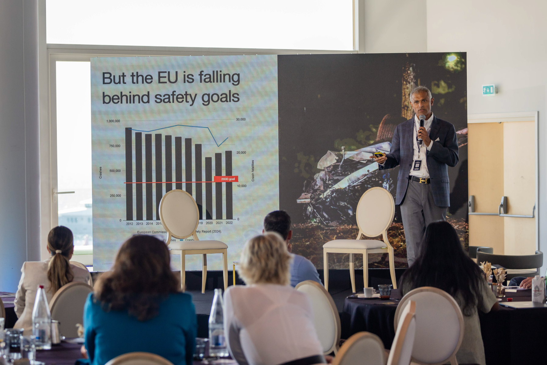 Visionaries Hari preso 1@2x